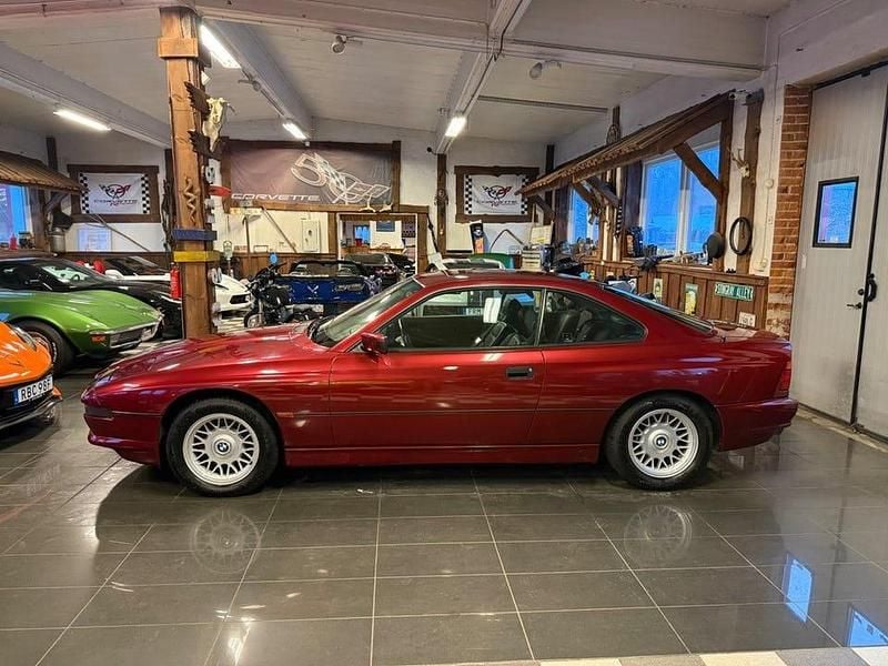 Begagnad BMW 850 301 HK (221 kW) 1992 Röd Sportkupé