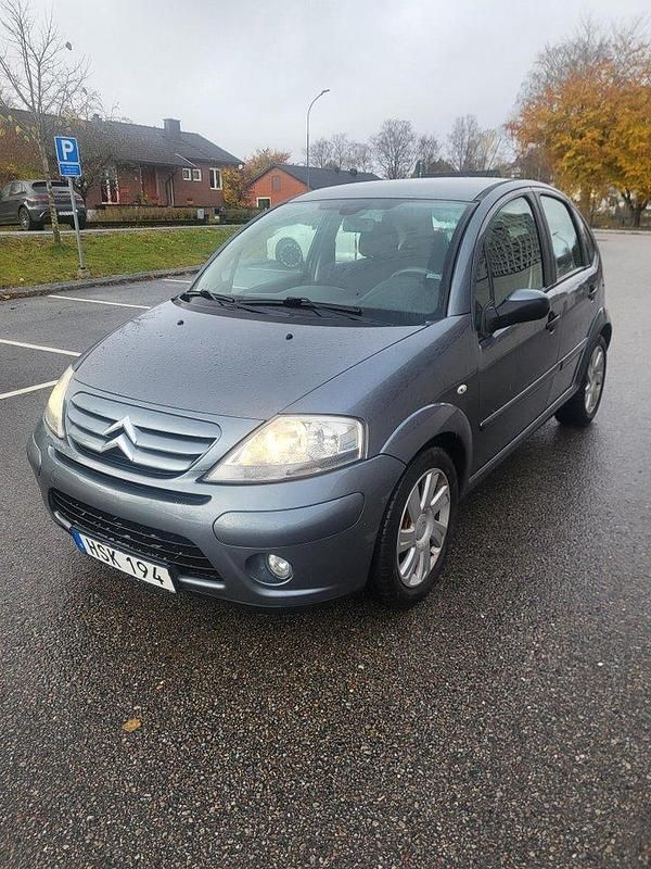 Grå Begagnad 2009 Citroën C3 Halvkombi | 26 900 kr (Bra pris) - Bild 1/4
