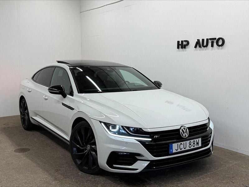 Vit Begagnad 2019 VW Arteon R-line Halvkombi | 279 900 kr (Marknadspris) - Bild 1/4