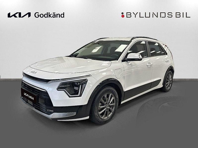 Vit Begagnad 2024 Kia Niro Advance SUV | 379 000 kr (Dyr) - Bild 1/4