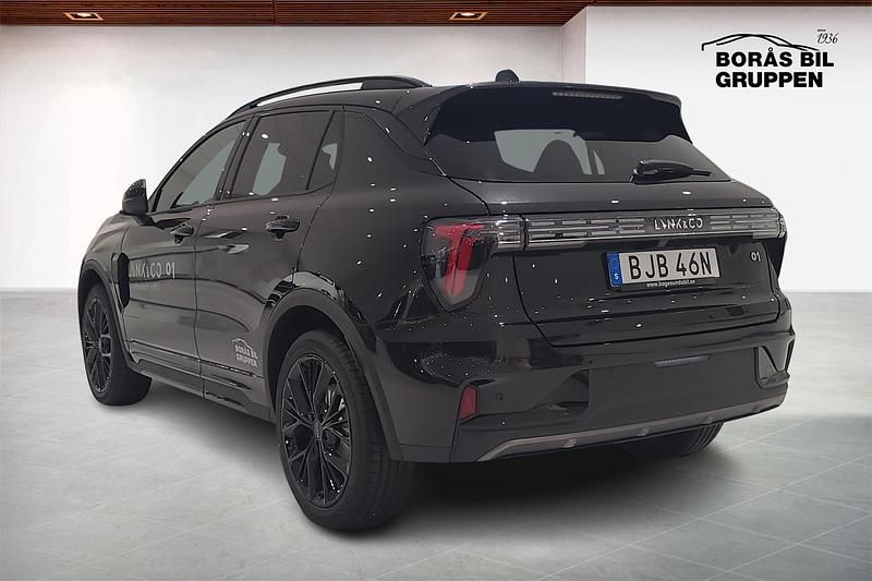 Ny Lynk & Co 01 283 HK (208 kW) 2025 Svart SUV