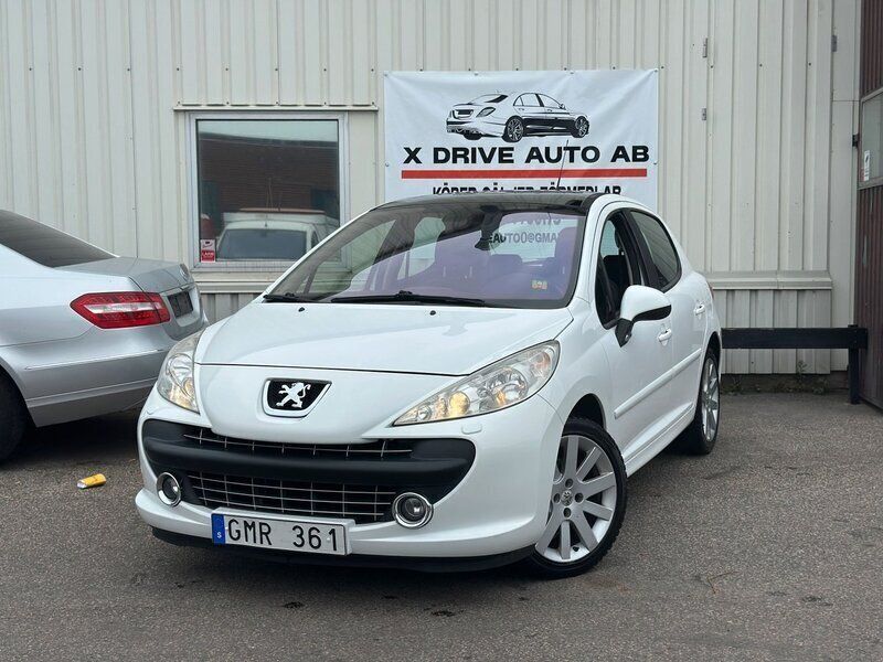 Vit Begagnad 2007 Peugeot 207 GT Halvkombi | 33 995 kr (Marknadspris) - Bild 1/4