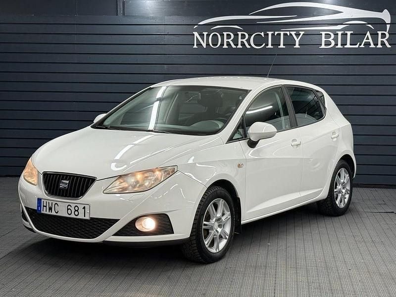 Vit Begagnad 2008 Seat Ibiza Style Halvkombi | 29 800 kr (Bra pris) - Bild 1/4
