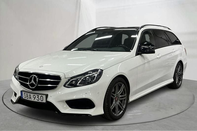 Vit Begagnad 2016 Mercedes E220 Avantgarde Kombi | 198 000 kr (Bra pris) - Bild 1/4