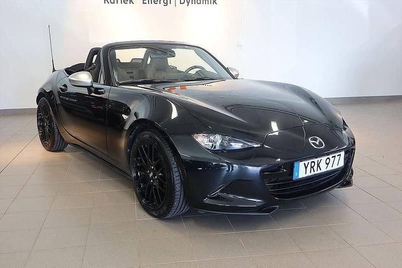 Svart Begagnad 2017 Mazda MX5 Optimum Cab | 249 900 kr (Marknadspris) - Bild 1/3