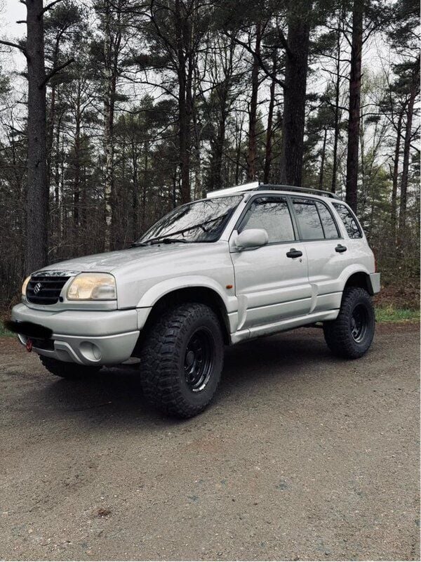 Silver Begagnad 2005 Suzuki Grand Vitara SUV | 65 000 kr - Bild 1/4