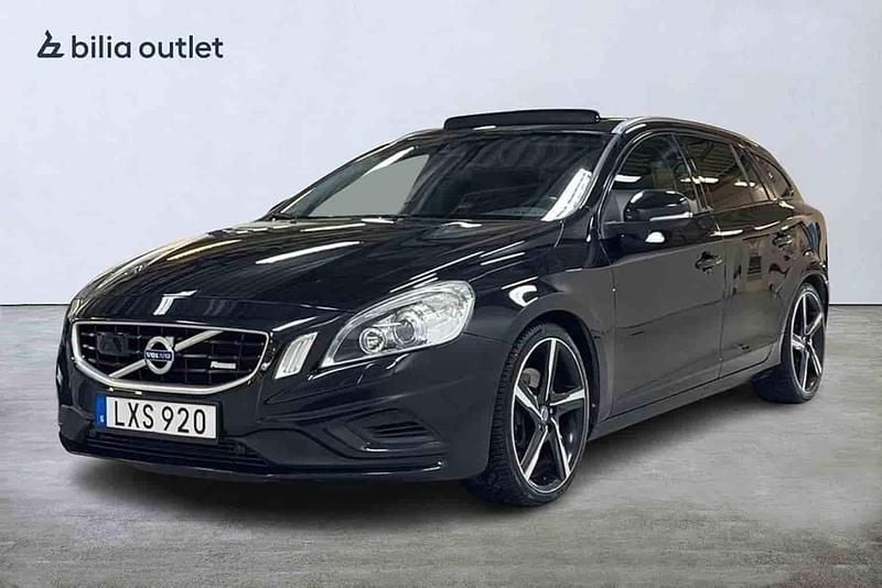 Svart Begagnad 2012 Volvo V60 Kombi | 144 900 kr - Bild 1/1