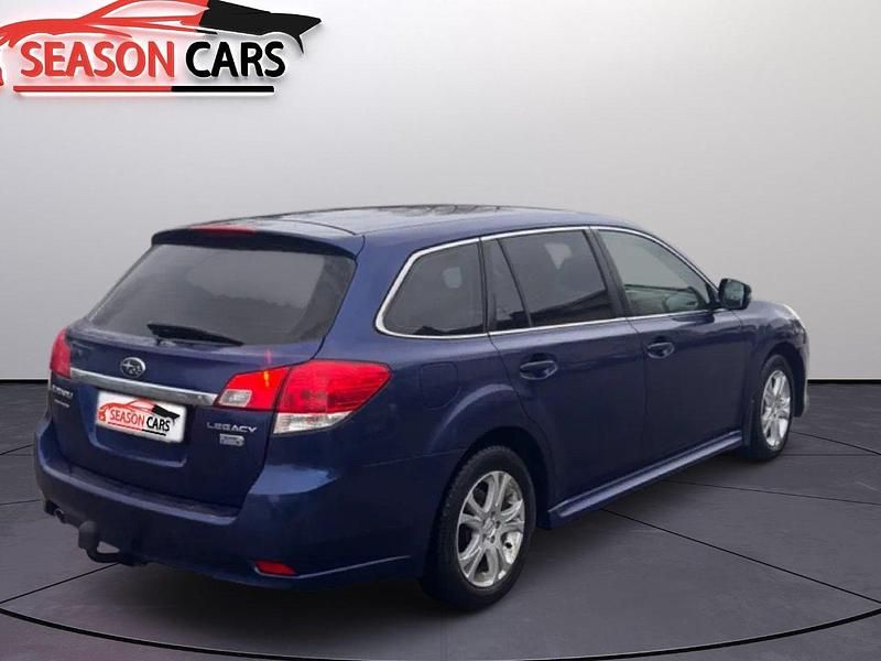 Begagnad Subaru Legacy 150 HK (110 kW) 2011 Mörkblå Kombi