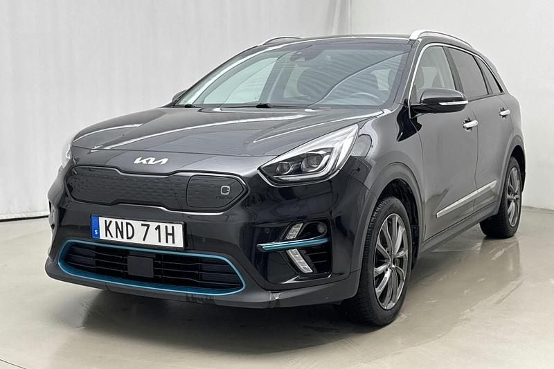 Svart Begagnad 2022 Kia e-Niro Advance SUV | 229 000 kr (Bra pris) - Bild 1/4