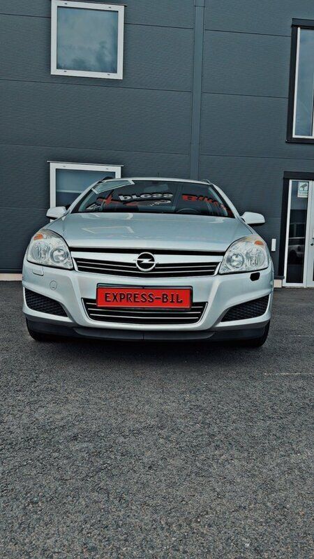 Grå Begagnad 2008 Opel Astra Kombi | 37 900 kr (Marknadspris) - Bild 1/4