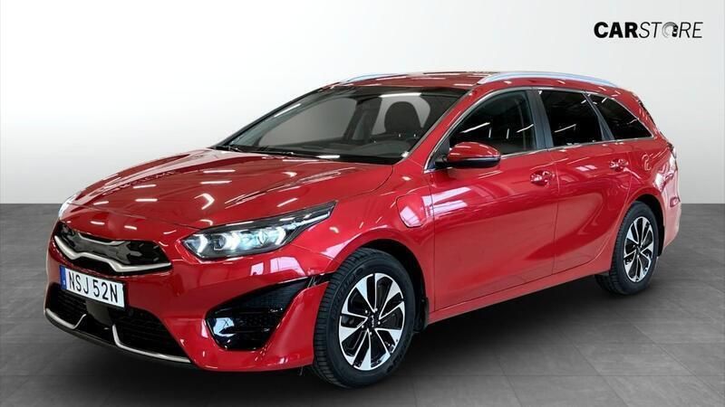 Röd Begagnad 2022 Kia Ceed Sportswagon 2 Kombi | 234 900 kr (Bra pris) - Bild 1/4