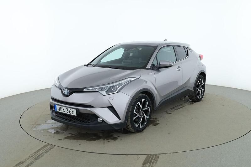 Begagnad Toyota C-HR Business Edition 124 HK (91 kW) 2018 Grå SUV