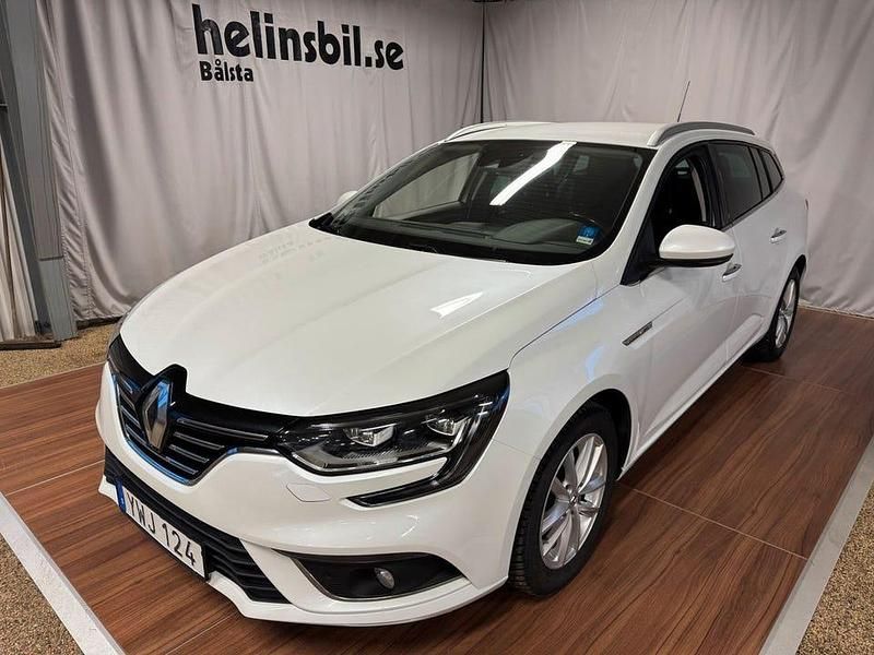 Vit Begagnad 2017 Renault Mégane GrandTour Bose Edition Kombi | 119 900 kr (Lite dyr) - Bild 1/4