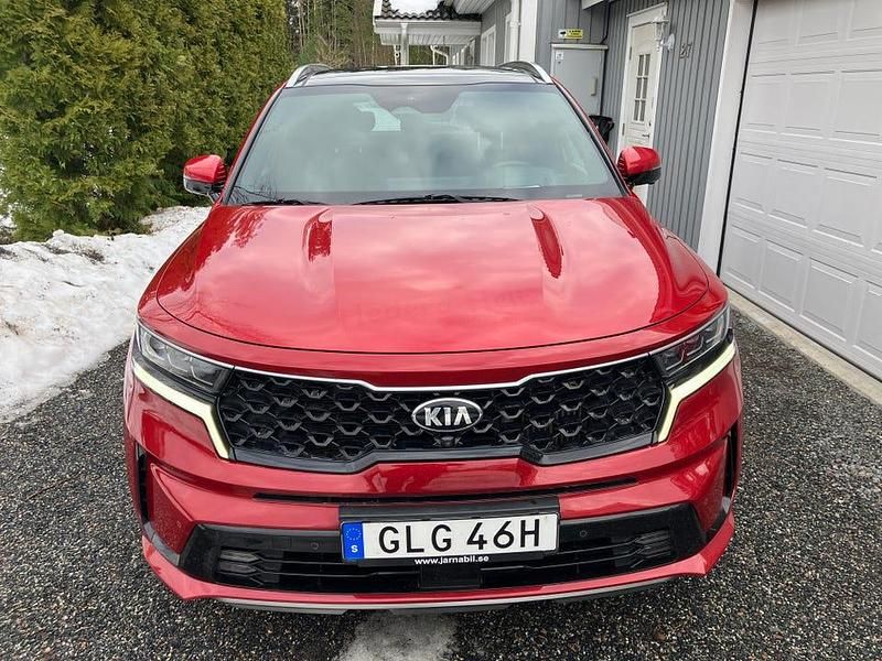 Begagnad Kia Sorento 265 HK (194 kW) 2021 Röd metallic SUV