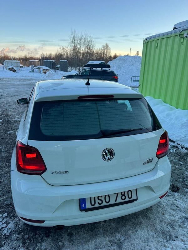 Begagnad VW Polo 90 HK (66 kW) 2016 Halvkombi