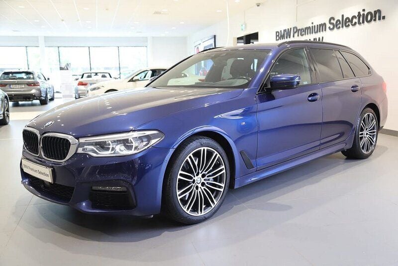 Blå Begagnad 2018 BMW 530 M Sport Kombi | 365 000 kr - Bild 1/3