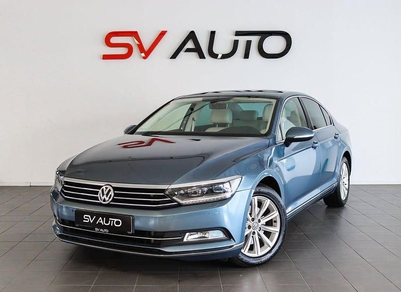 Blå Begagnad 2015 VW Passat GT Sedan | 139 900 kr (Marknadspris) - Bild 1/4