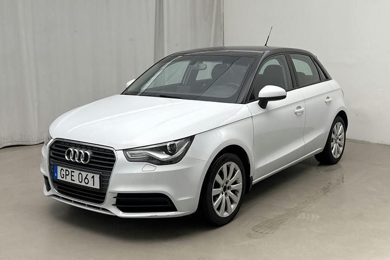 Vit Begagnad 2014 Audi A1 Halvkombi | 104 000 kr - Bild 1/4