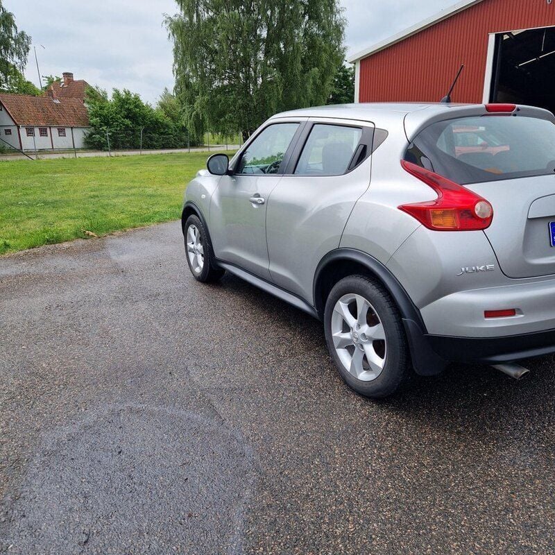 Silver Begagnad 2012 Nissan Juke SUV | 78 500 kr (Bra pris) - Bild 1/4
