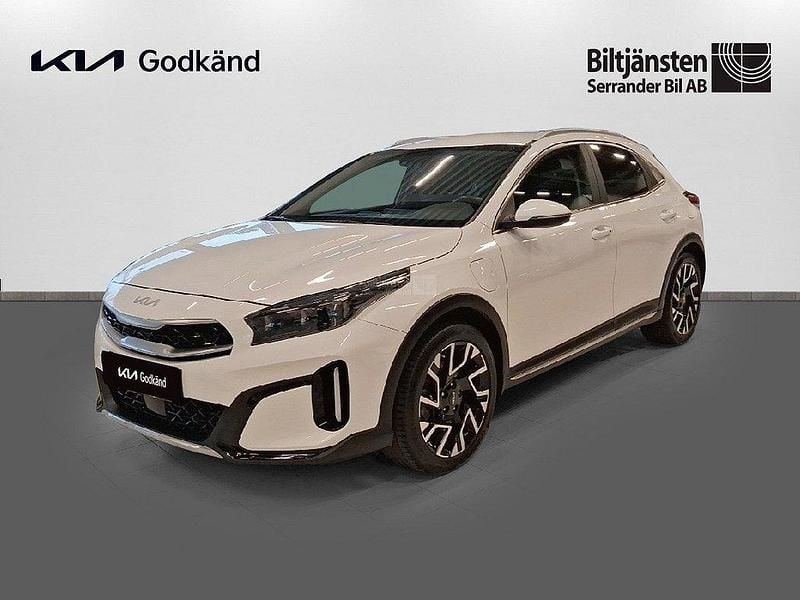Vit Begagnad 2022 Kia XCeed SUV | 289 900 kr (Lite dyr) - Bild 1/4