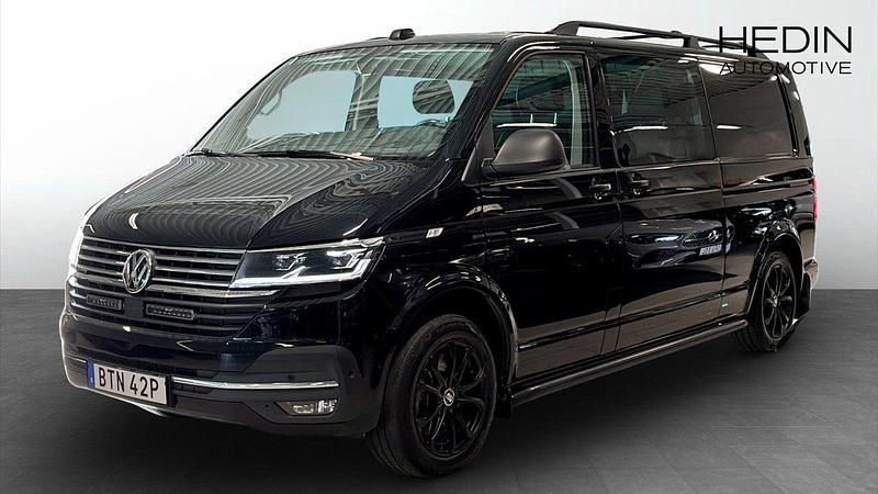 Svart (black) Begagnad 2022 VW T6.1 Van | 462 375 kr (Lite dyr) - Bild 1/4