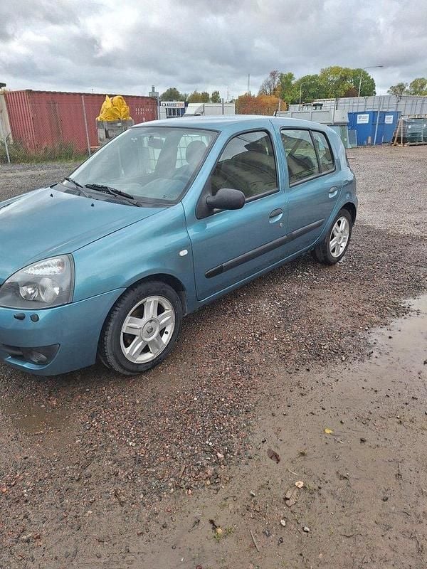 Blå Begagnad 2007 Renault Clio R.S. Halvkombi | 23 500 kr (Marknadspris) - Bild 1/1