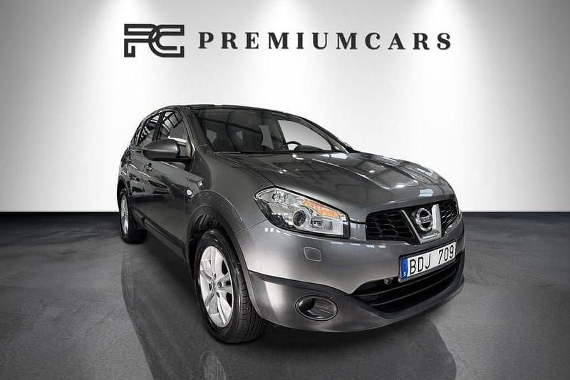 Grå Begagnad 2011 Nissan Qashqai SUV | 59 900 kr (Marknadspris) - Bild 1/4