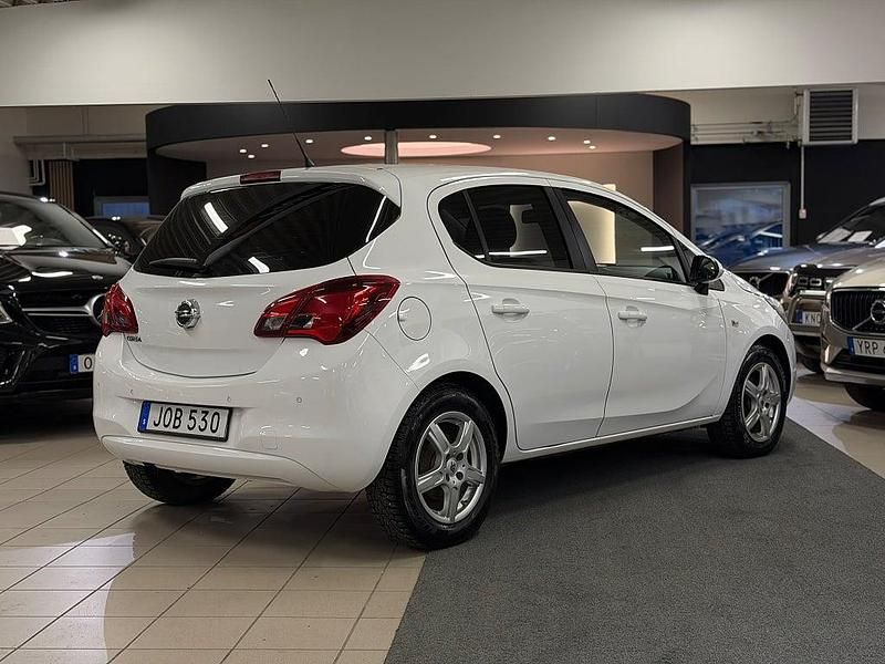 Begagnad Opel Corsa Enjoy 90 HK (66 kW) 2015 Vit Halvkombi