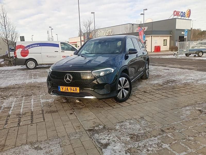 Begagnad Mercedes EQB250+ 139 kW (190 HK) 2025 SUV