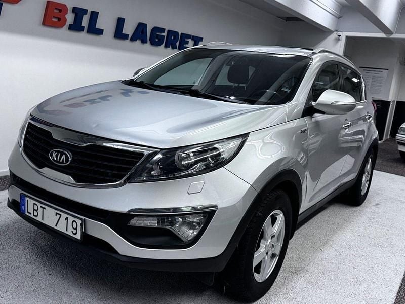 Silver Begagnad 2010 Kia Sportage 3 SUV | 49 900 kr (Marknadspris) - Bild 1/4