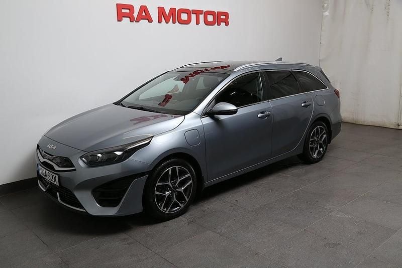 Begagnad Kia Ceed Sportswagon Advance 141 HK (103 kW) 2021 Grå Kombi