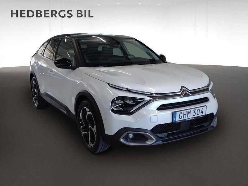 Vit Begagnad 2023 Citroën C4 PureTech Halvkombi | 239 900 kr (Marknadspris) - Bild 1/4