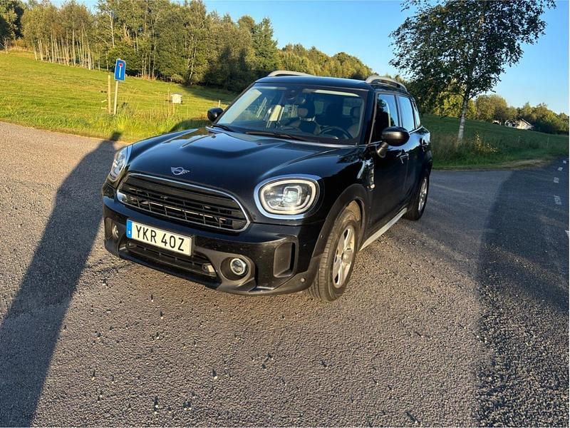 Svart Begagnad 2021 Mini Cooper Countryman Salt SUV | 197 000 kr (Bra pris) - Bild 1/4