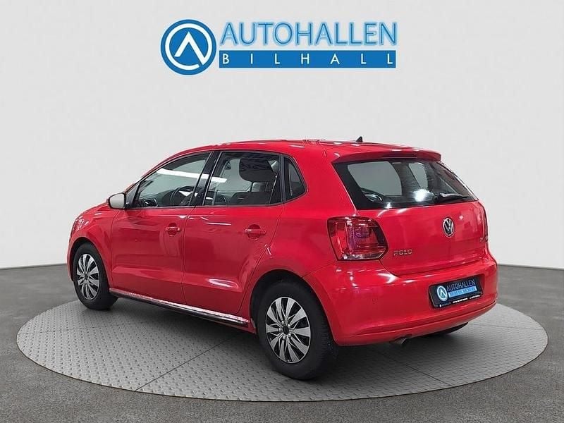 Begagnad VW Polo 86 HK (63 kW) 2010 Röd Halvkombi