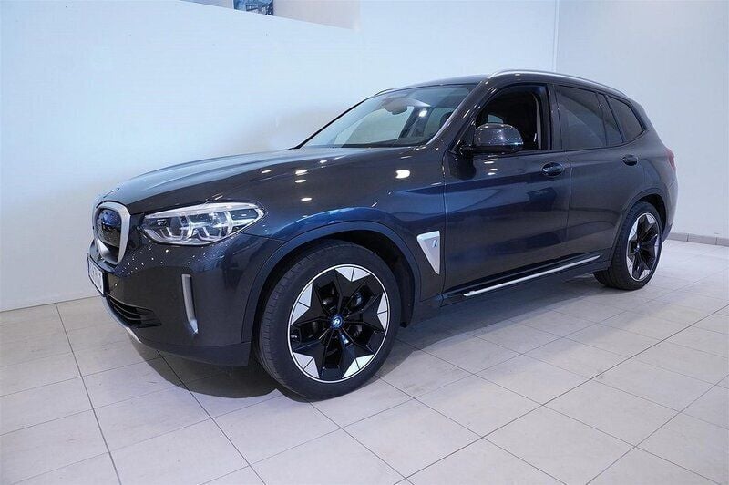 Begagnad BMW iX3 Comfort Edition 210 kW (286 HK) 2020 Okänd SUV