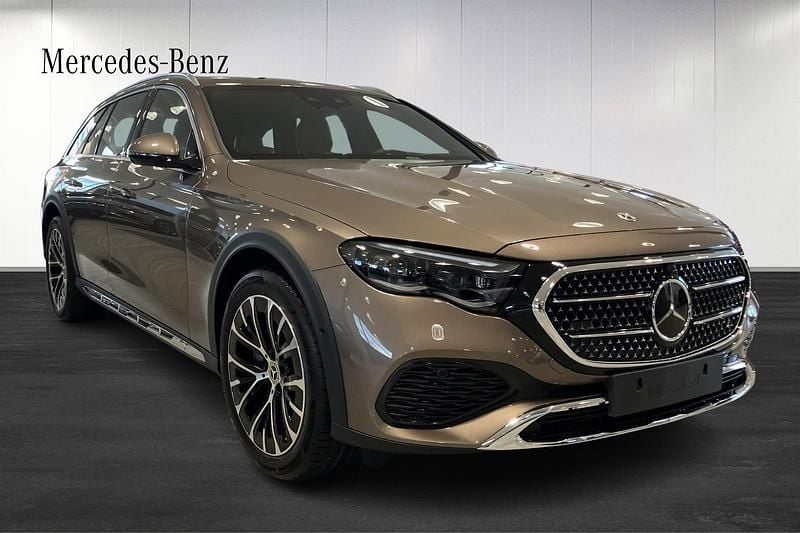 Ny Mercedes E300 Avantgarde 2026 Brun Kombi