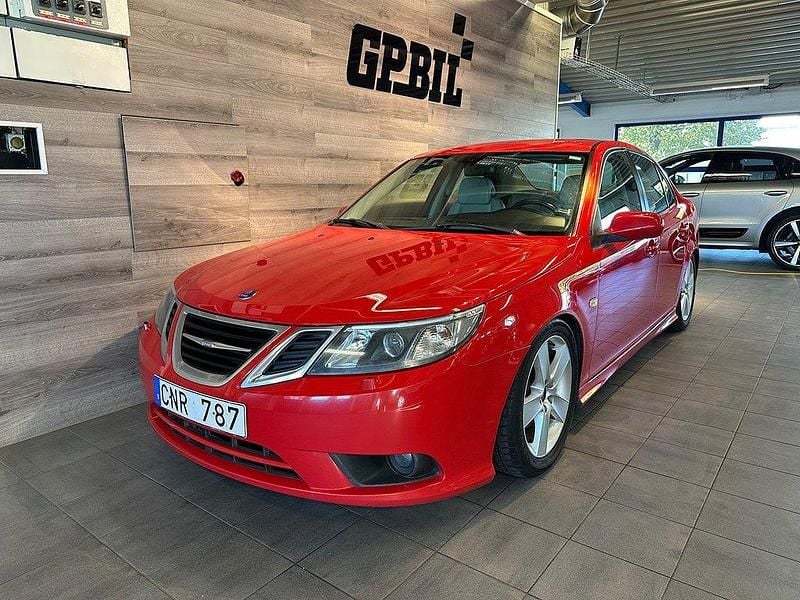 Röd Begagnad 2008 Saab 9-3 Vector Sedan | 34 900 kr (Marknadspris) - Bild 1/4