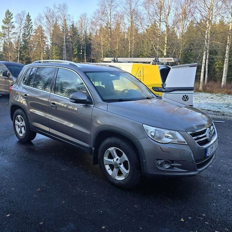 Begagnad 2011 VW Tiguan Sportline SUV | 60 000 kr (Bra pris) - Bild 1/1