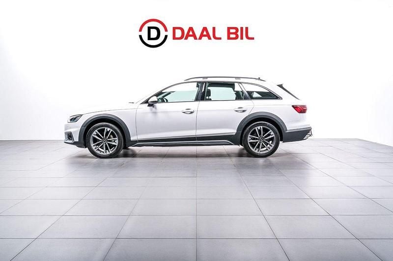 Vit Begagnad 2023 Audi A4 Allroad Kombi | 428 700 kr (Marknadspris) - Bild 1/4