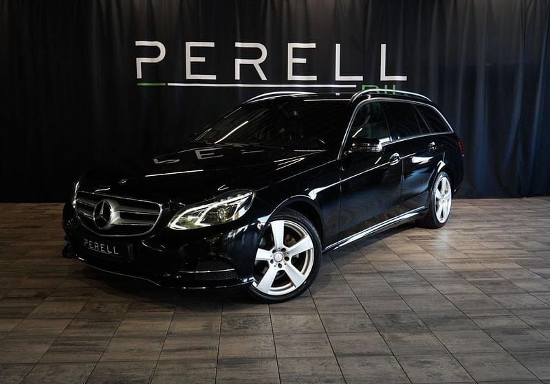 Svart Begagnad 2014 Mercedes E220 Avantgarde Kombi | 184 500 kr (Marknadspris) - Bild 1/4