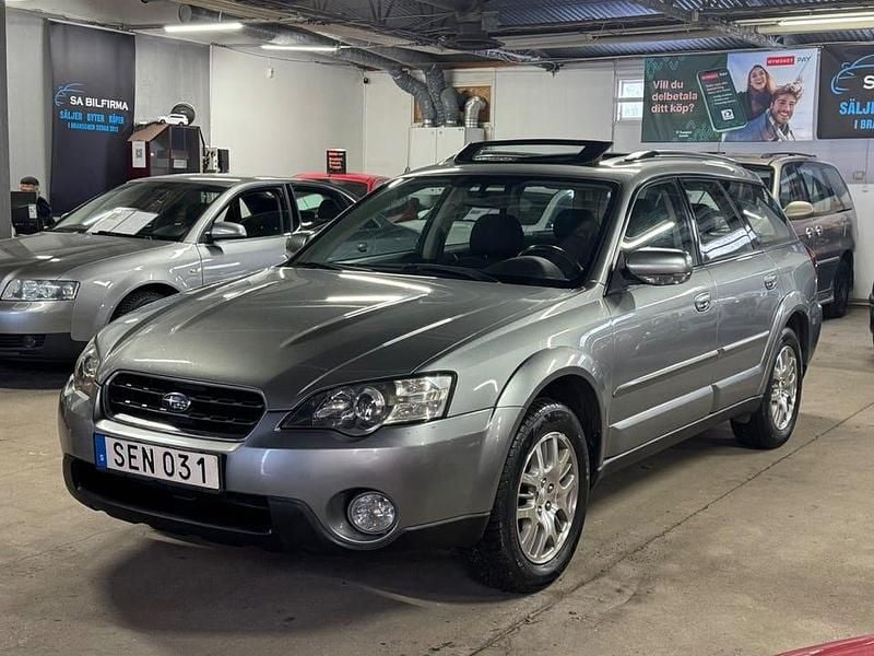 Begagnad Subaru Outback 173 HK (127 kW) 2006 Grå Kombi
