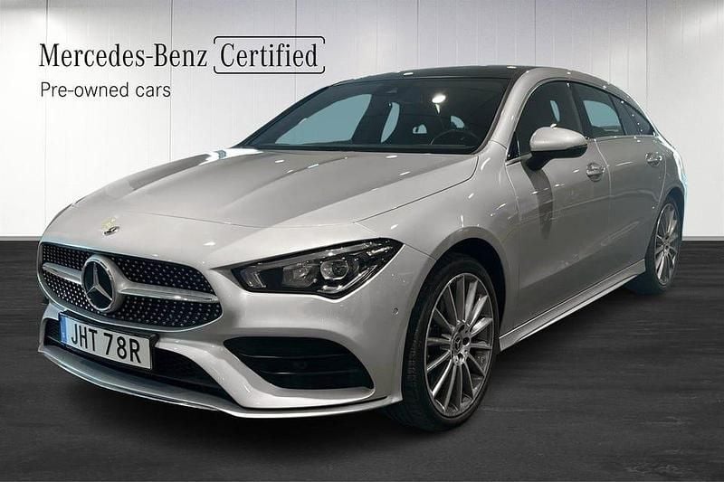 Silver Begagnad 2022 Mercedes CLA250 Shooting Brake AMG Kombi | 319 900 kr (Marknadspris) - Bild 1/4