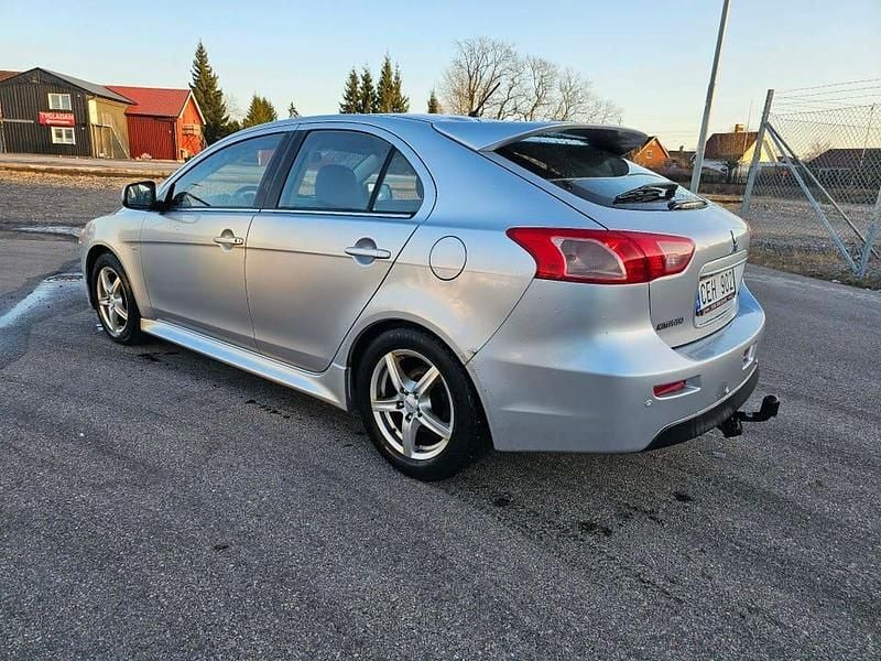 Begagnad Mitsubishi Lancer Sportback 150 HK (110 kW) 2011