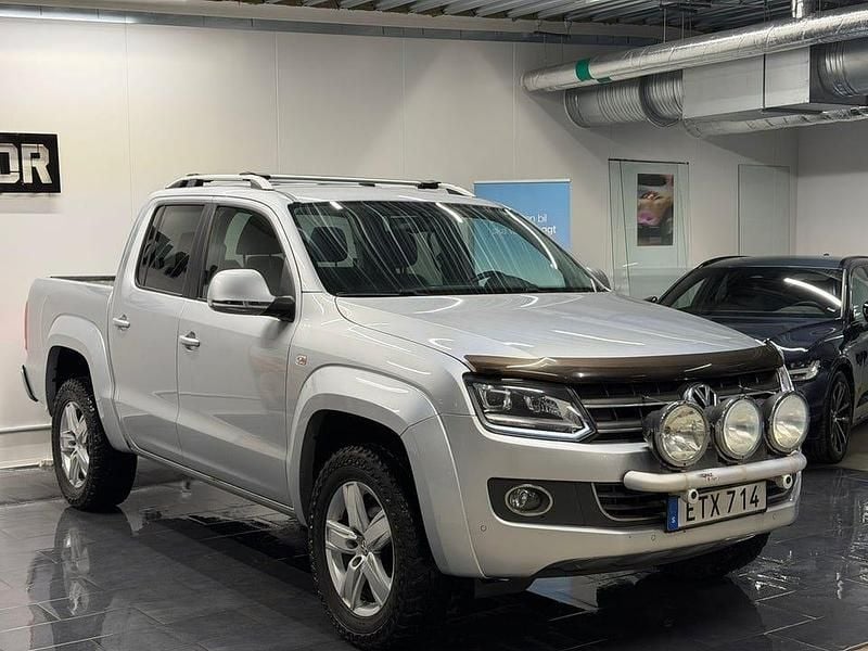 Begagnad VW Amarok Highline 180 HK (132 kW) 2015 Silver Pickup