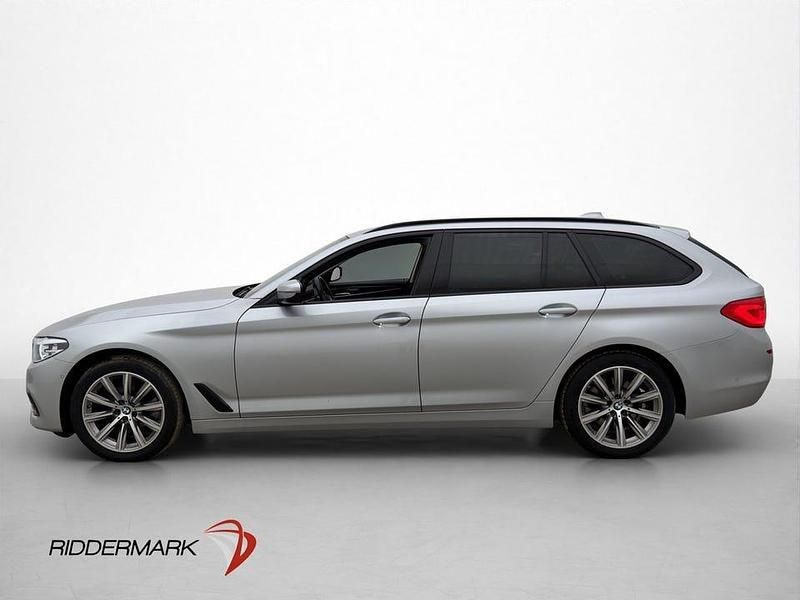 Begagnad BMW 520 Sport Line 190 HK (139 kW) 2019 Silver Kombi