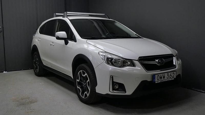 Begagnad Subaru XV 150 HK (110 kW) 2015 Vit SUV
