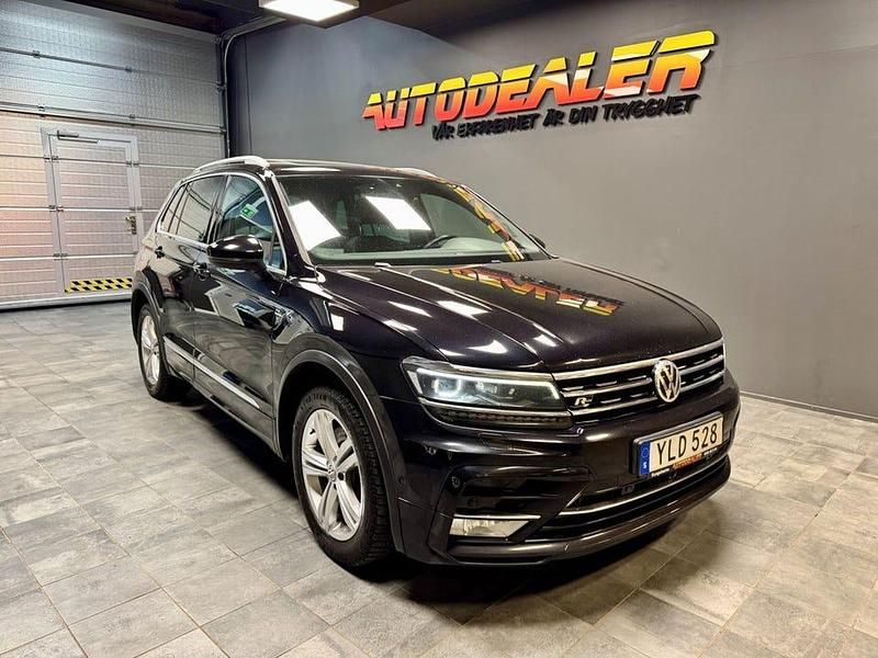 Svart Begagnad 2017 VW Tiguan GT SUV | 199 000 kr - Bild 1/4