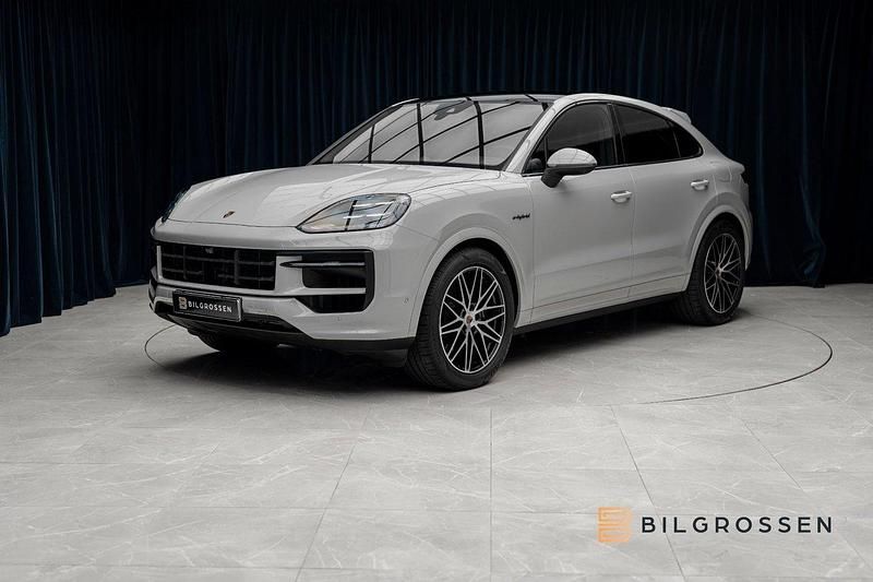 Ny 2025 Porsche Cayenne SUV | 1 499 900 kr (Marknadspris) - Bild 1/4