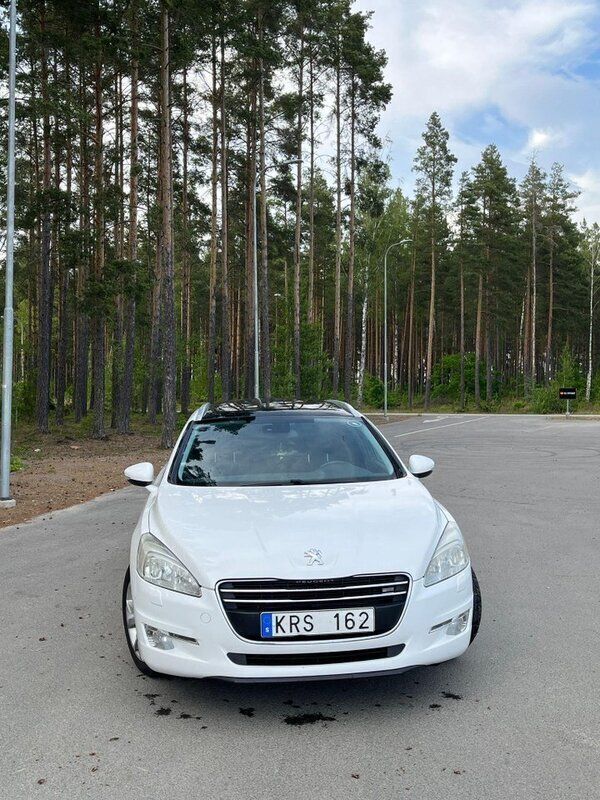 Vit Begagnad 2011 Peugeot 508 Kombi | 57 900 kr (Marknadspris) - Bild 1/4