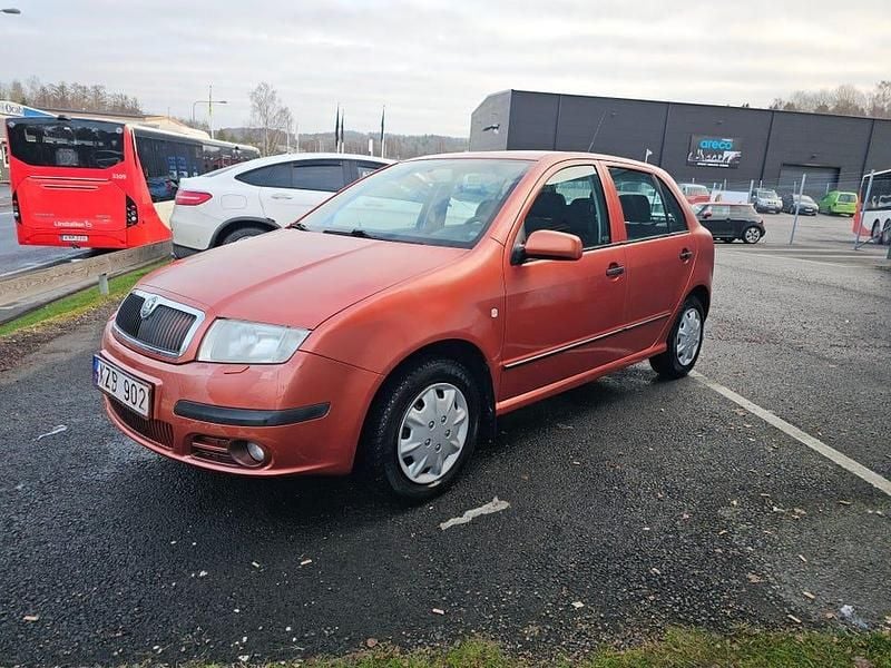 Begagnad 2007 Skoda Fabia Halvkombi | 20 800 kr (Marknadspris) - Bild 1/4